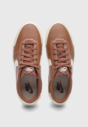 Tenis Lifestyle NIKE Court Shot Marrón