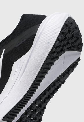 Tenis Running Negro-Blanco NIKE Winflo 10