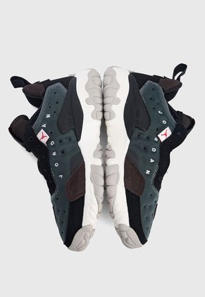 Tenis Lifestyle Negro-Verde-Blanco Nike Jordan Delta 2