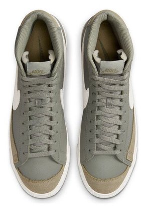 Tenis Hombre Nike Blazer Mid '77 Premium Verde