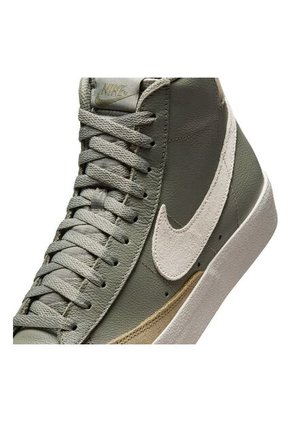 Tenis Hombre Nike Blazer Mid '77 Premium Verde