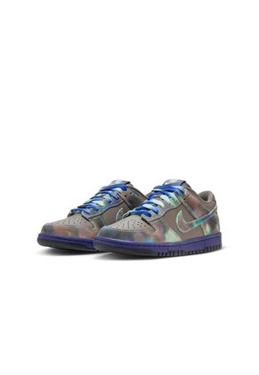Tenis Niños Nike Dunk Low SE Gris