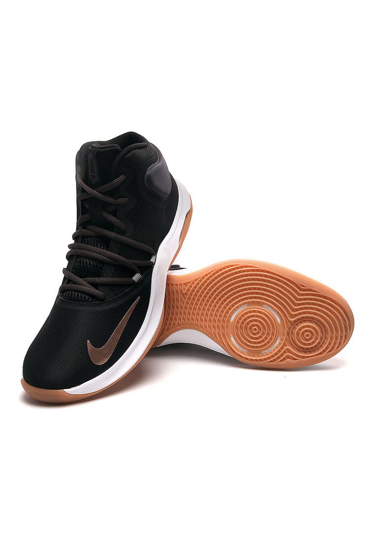 tenis nike versitile 4