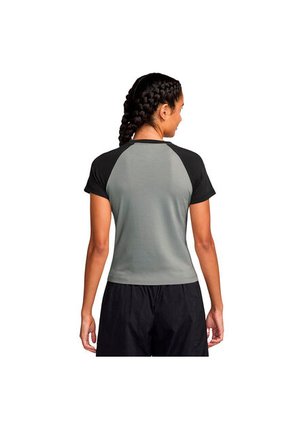 CAMISETA NIKE MUJER HV4992-077 Talla XS