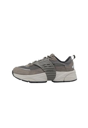 TENIS JORDAN TRUNNER NIKE