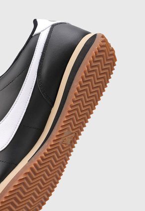 Tenis Lifestyle Negro-Blanco-Marrón NIKE Cortez Leather