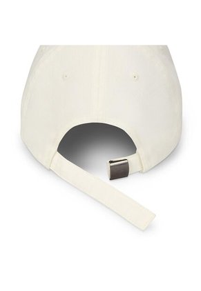 Gorra Nike Skateboard Club Cap S24-Blanco/Negro