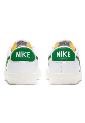 TENIS NIKE HOMBRE DA6364-115 BLAZER Talla 9.5