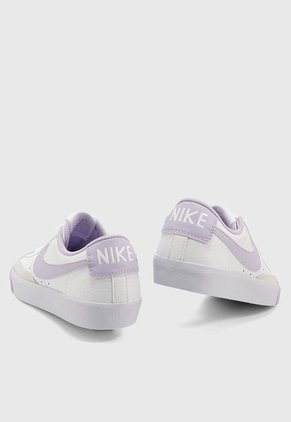 Tenis Lifestyle Blanco-Lila Nike Blazer Low '77