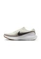 TENIS NIKE HOMBRE HJ9198-005 REVOLUTIO Talla 7 de Nike
