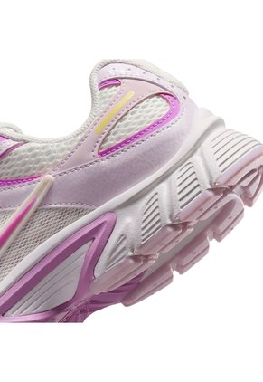 TENIS NIKE MUJER IV5522-100 V5 RNR Talla 8