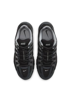 TENIS NIKE HOMBRE HF0015-002 P-6000 Talla 7.5
