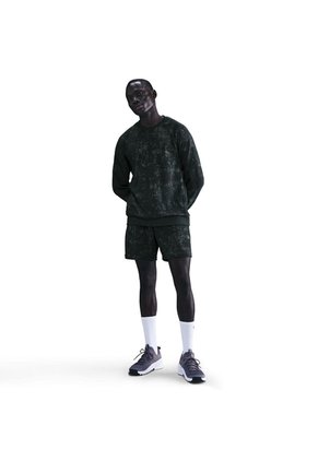 Buzo Hombre Nike Primary Negro