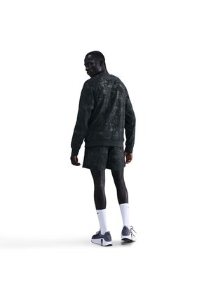Buzo Hombre Nike Primary Negro