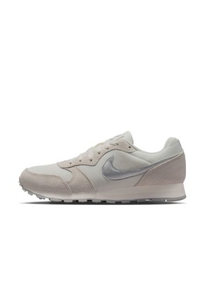 Tenis Mujer Nike MD Runner 2 Blanco