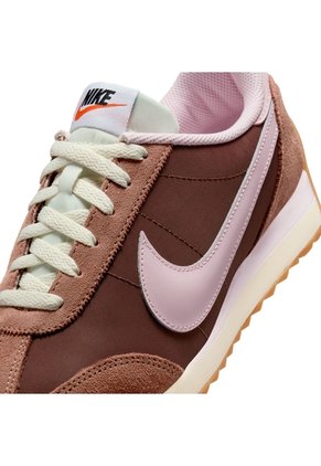 Tenis Mujer Nike Pacific Marrón