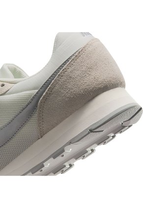 Tenis Mujer Nike MD Runner 2 Blanco