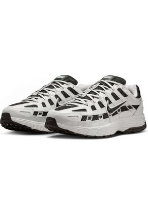 TENIS NIKE HOMBRE IO8711-101 P-6000 Talla 7.5