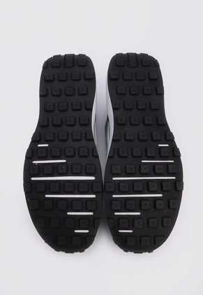 Tenis Lifestyle Negro-Blanco-Gris Nike Waffle One