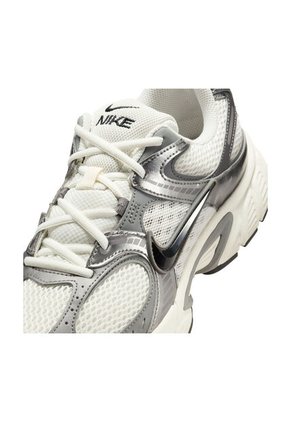 TENIS NIKE HOMBRE HJ5228-009 V5 RNR Talla 10