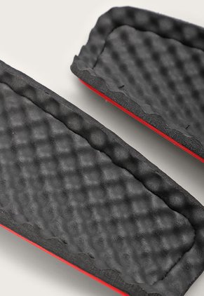 Espinilleras Coral-Negro Nike Mercurial Shade