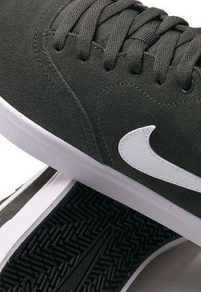 Tenis Skateboarding Verde Pardo-Blanco Nike SB Check Solar