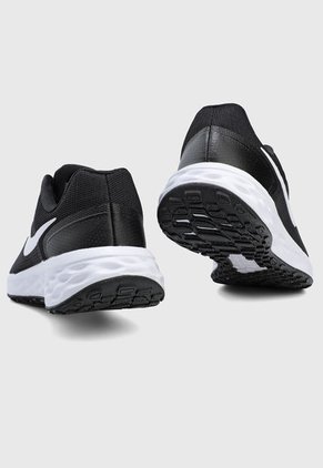 Tenis Running Negro-Blanco Nike Revolution 6 Next Nature