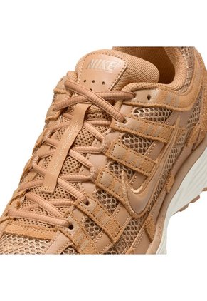 Tenis Hombre Lifestyle Nike P-6000 SE Marrón