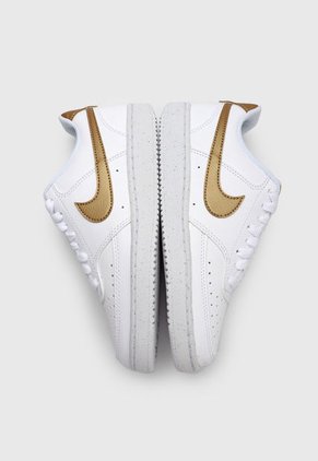 Tenis Lifestyle Blanco-Negro-Celeste Nike Court Vision Low NN