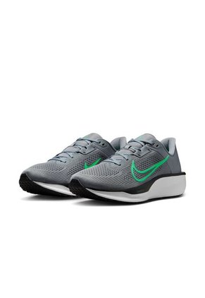 Tenis Hombre Nike Quest 6