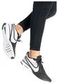 Tenis Running Negro-Blanco Nike Zoom Strike 2 de Nike