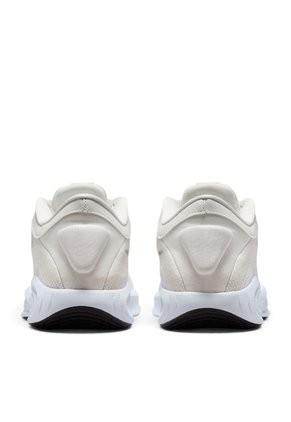 Tenis Nike G.T. Hustle Academy Hombre-Blanco