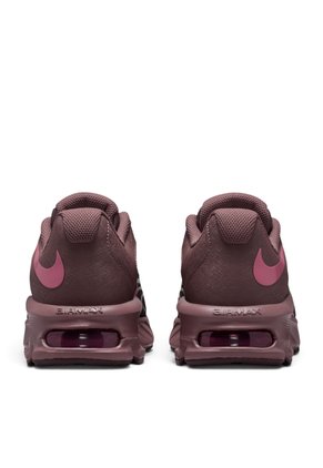Tenis Nike W Air Max Fire Mujer-Vino Tinto