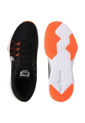 Training Negro-Blanco Nike Retaliation Tr