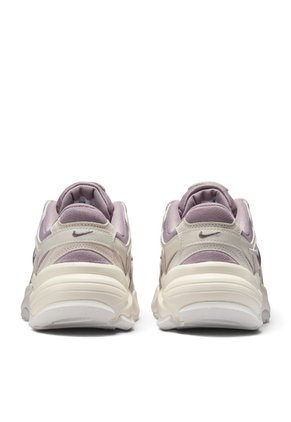 Tenis Nike W Al8 Mujer-Beige/Violeta