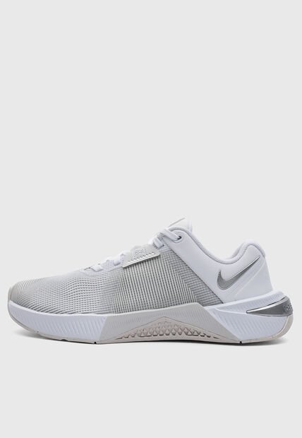 Tenis NIKE Metcon 10 Gris