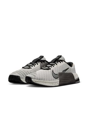 Tenis Nike Metcon 9-Gris