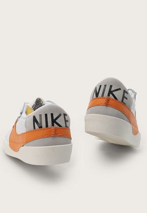 Tenis Lifestyle Blanco-Gris-Naranja Nike Blazer Low '77 Jumbo