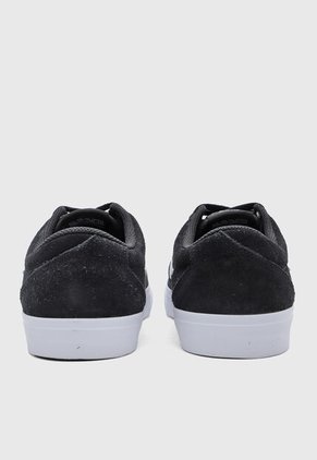 Tenis NIKE Charge Suede Negro