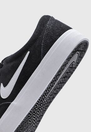 Tenis NIKE Charge Suede Negro