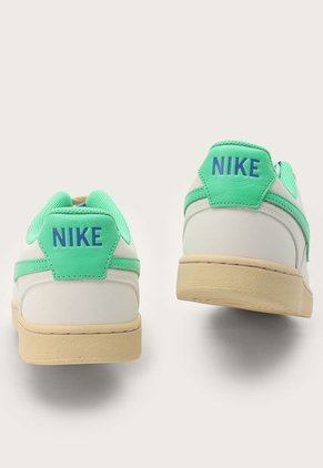 Tenis Lifestyle Marfil-Verde-Beige Nike Court Vision Low
