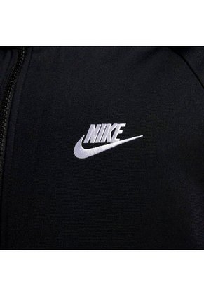 Conjunto Nike Club Hombre