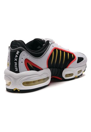 Tenis Lifestyle Blanco-Negro-Amarillo-Coral Nike Air Max Tailwind IV
