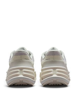 Tenis Nike Comfort Ride Easyon Mujer-Beige