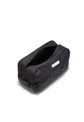 Guayera Nike Acdmy Shoebag Hombre-Negro