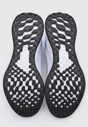 Tenis Running Lila-Blanco-Negro Nike Revolution 6 Next Nature
