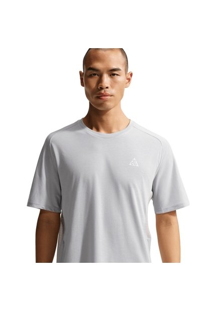 Camiseta Nike Acg Solar Chase Hombre-Gris