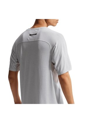 Camiseta Nike Acg Solar Chase Hombre-Gris
