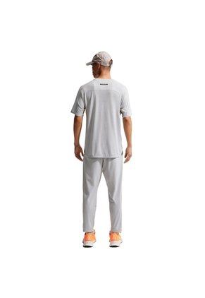 Camiseta Nike Acg Solar Chase Hombre-Gris