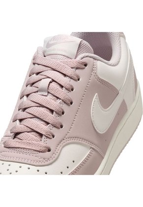 Tenis Mujer Nike Court Vision Low Violeta